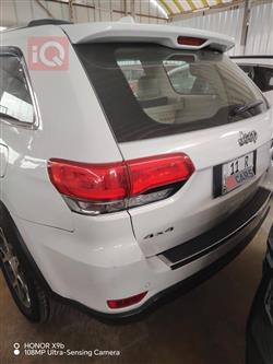 جیپ گراند شیرۆکی